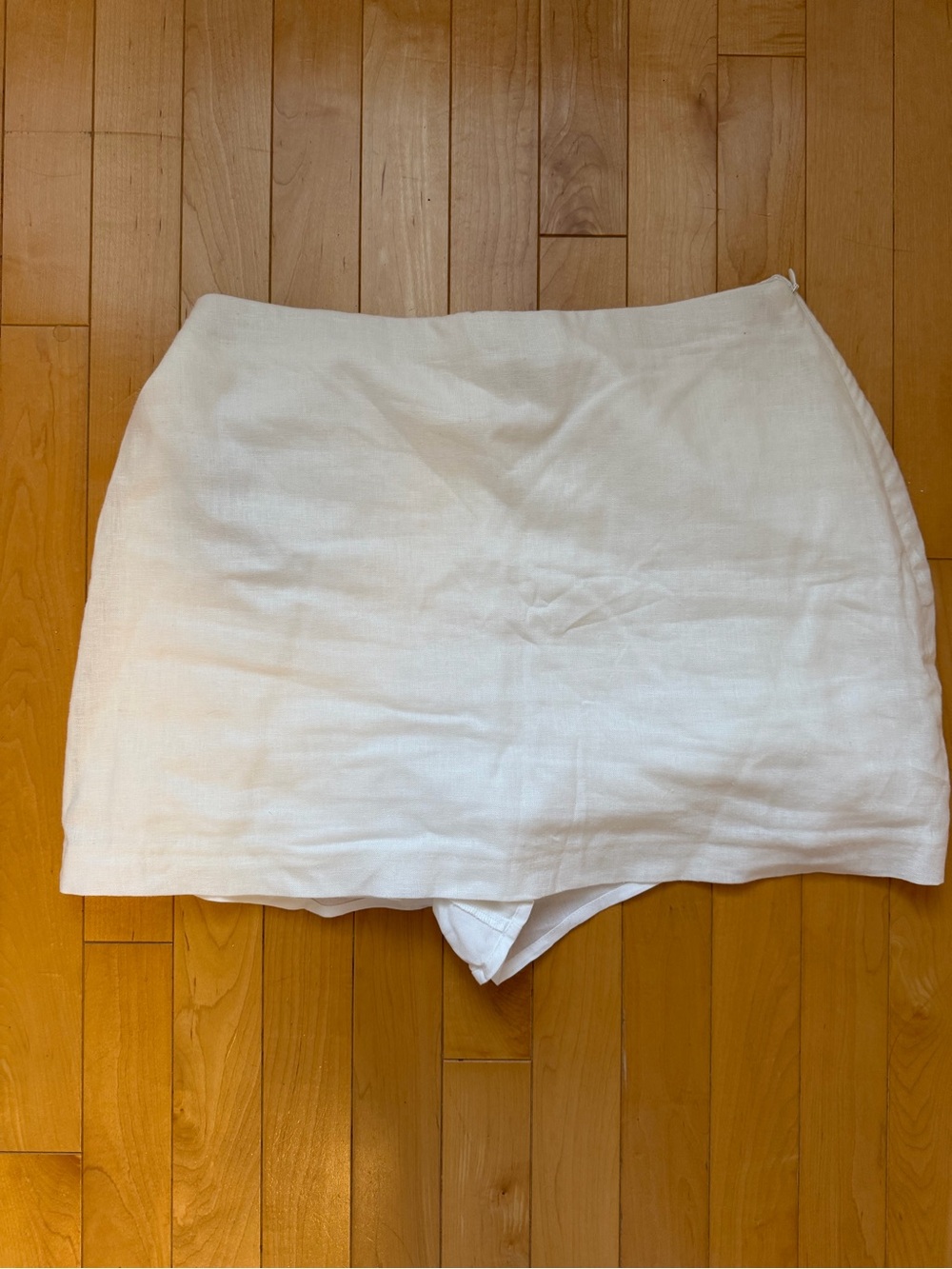 Abercrombie & Fitch White Linen-Blend Skort